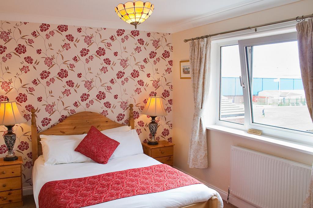 The Seacliffe - Whitby Hotel Exterior photo